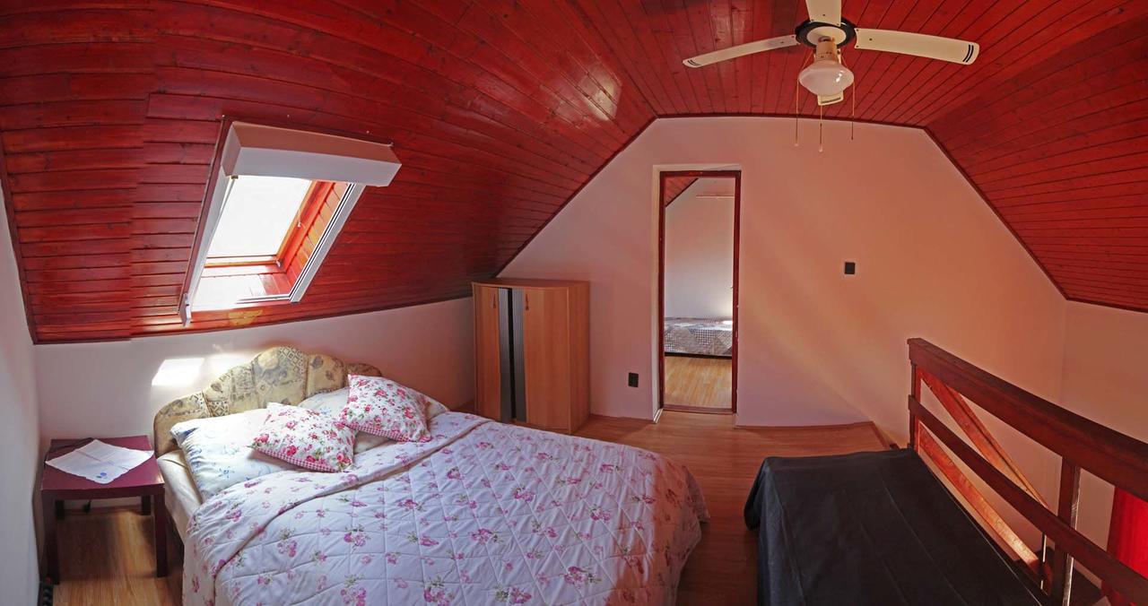 Pension Elisabeth Balatonlelle Εξωτερικό φωτογραφία
